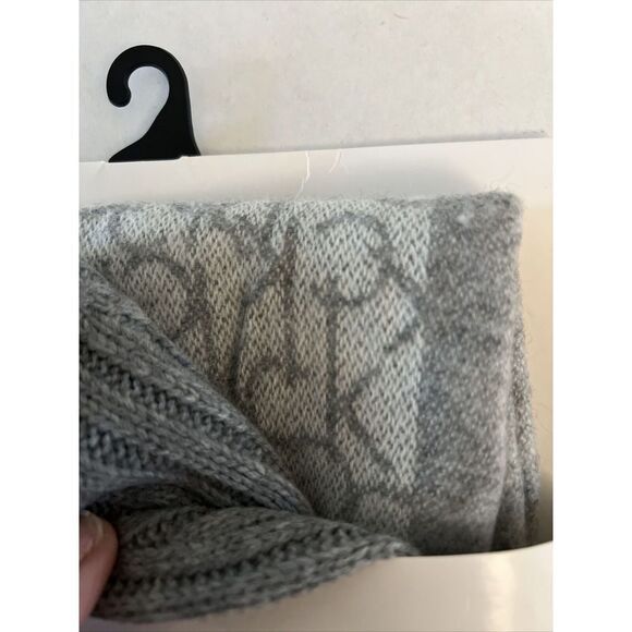 Calvin Klein A1WZ6861 2 Pc. Hat Scarf Set Heathered Gray Logo Design NEW - Picture 3 of 7